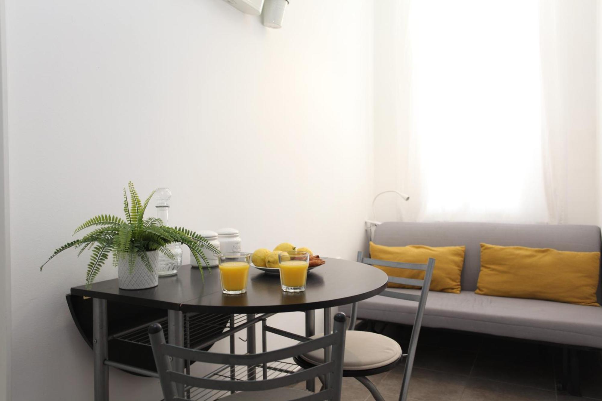 Sweet Home On The Beach Tel Aviv Exterior photo